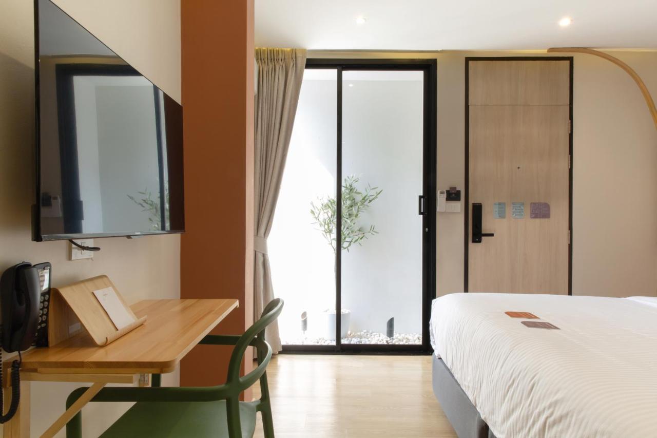 Double B Hostel Бангкок Экстерьер фото