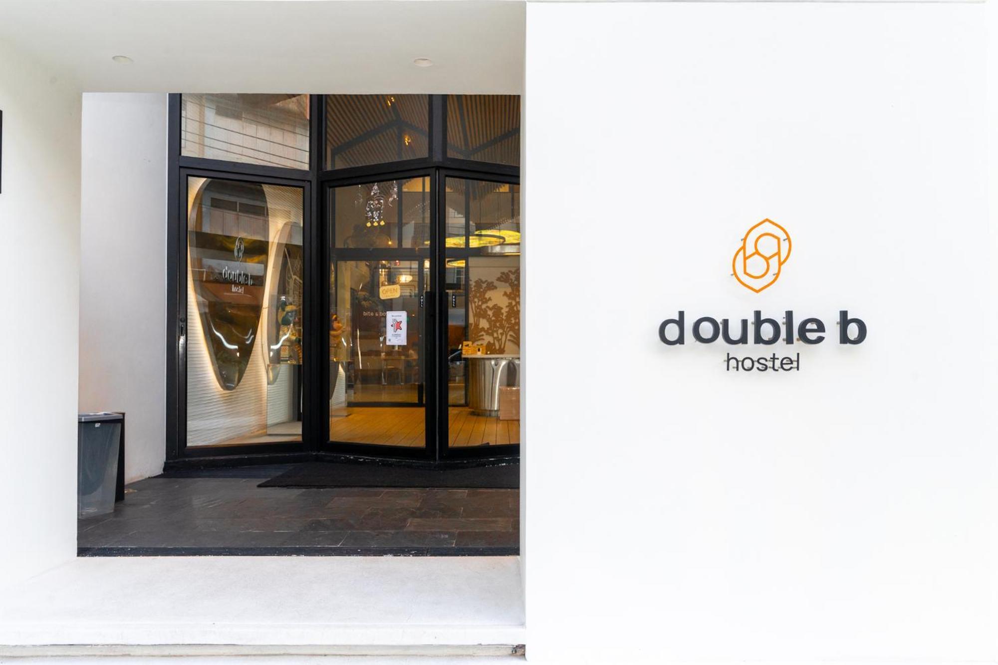 Double B Hostel Бангкок Экстерьер фото