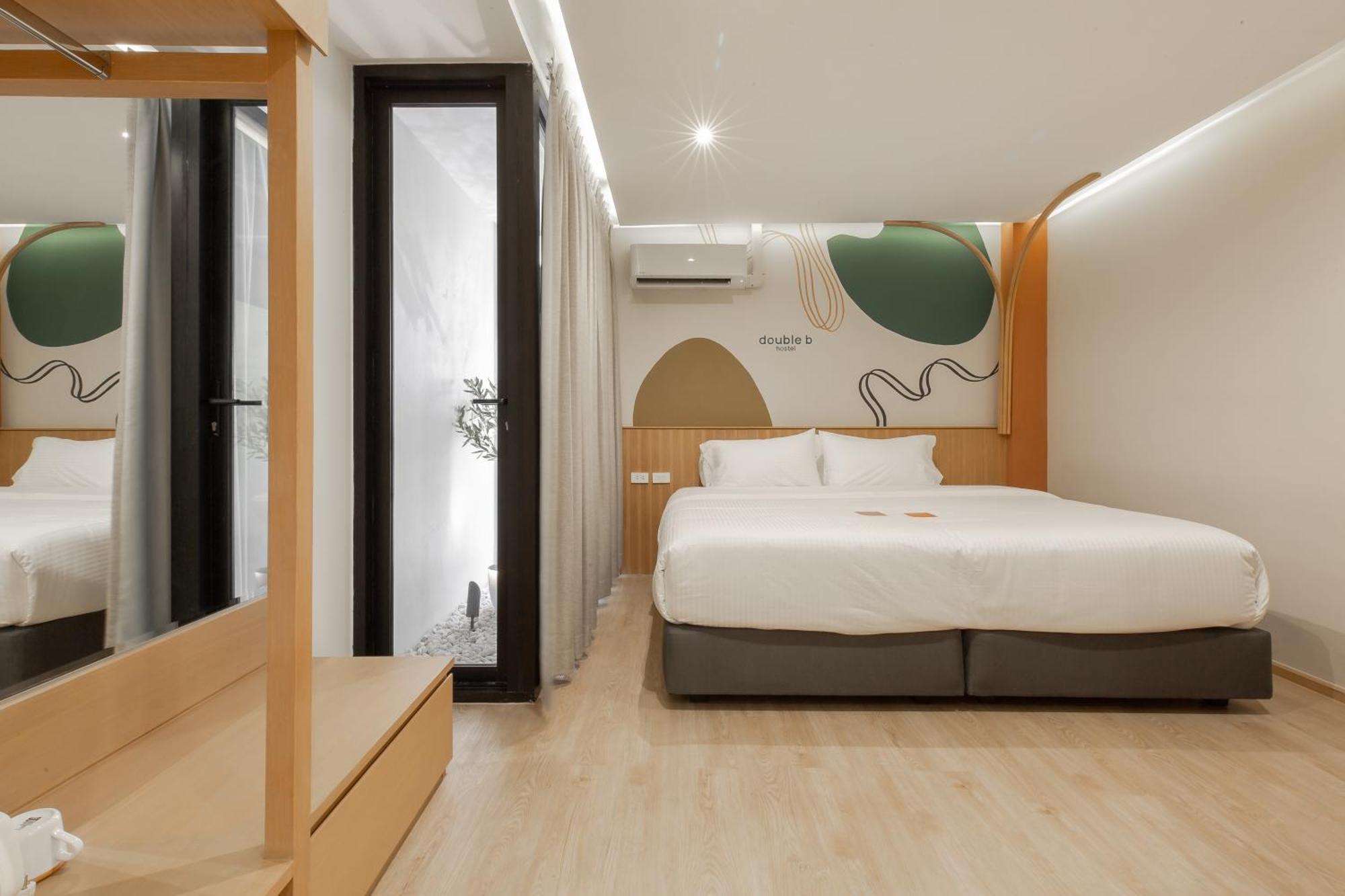 Double B Hostel Бангкок Экстерьер фото