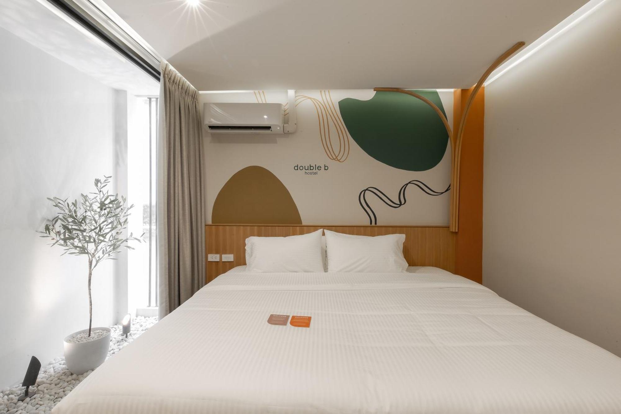 Double B Hostel Бангкок Экстерьер фото