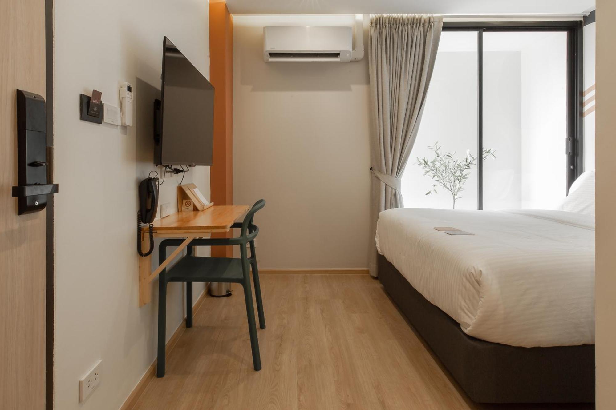 Double B Hostel Бангкок Экстерьер фото